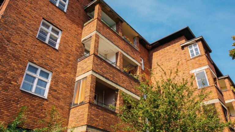 backsteingebaude_fassade