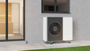 waermepumpe_vor_haus