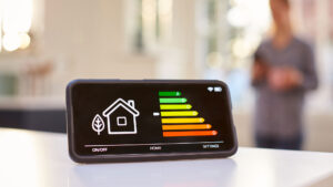 haus_energieklasse_auf_mobiltelefon
