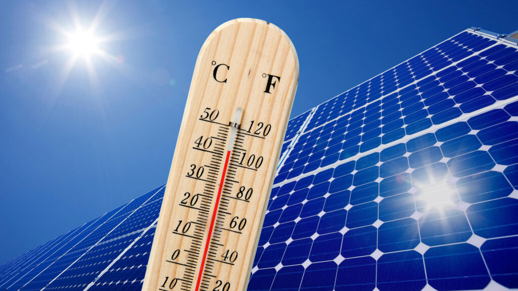pv_mit_thermometer_grad_anzeige